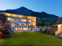 FAYN Garden Retreat Hotel 