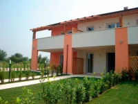 La Fattoria Apartments 