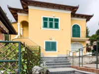Lavagna Apartments 