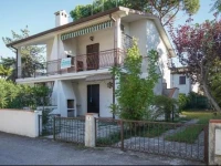 Villetta Con Ampio Giardino 
