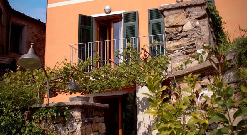 AltraVista Guest House 