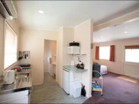 Amber Court Motel 