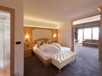 Parkhotel Holzerhof 