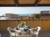 Residence Sunrise with Sea View 