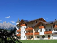 Hotel GarnГ¬ Paradisi 