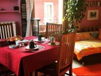 Mari & PopiвЂ™s House B&B 