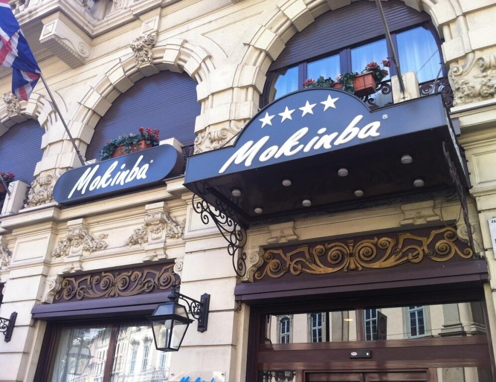 Mokinba Hotels King 
