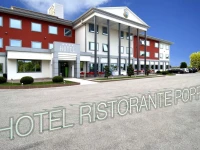 Hotel Poppi 