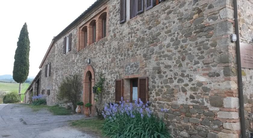 Pian Del Colombaio Apartments 