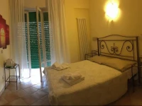 Arcobaleno Guest House 
