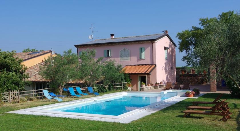 Agriturismo La Casa Del Mandorlo 