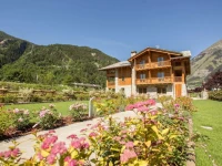 Hotel Les Montagnards 
