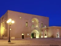 Casina Raho 
