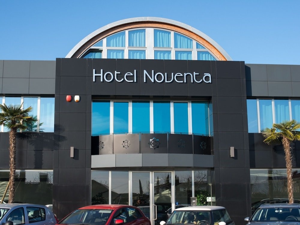 Hotel Noventa 