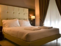 Brain Rooms & Suite 