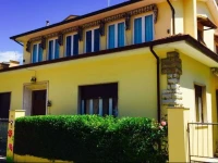 LuckyHouse B&B 