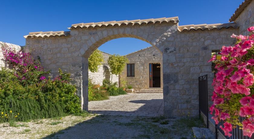 Borgo Monachella 