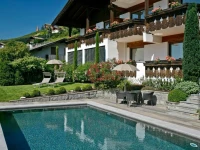 Egger Apartments 