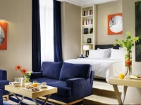 The First Luxury Art Hotel Roma 