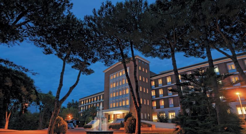 Green Park Hotel Pamphili 