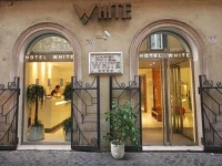 Hotel White 
