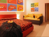 Chroma Italy - Ena Guest House 