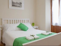 Colisseum View Holiday Home 