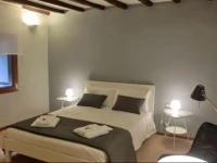 House SantEustachio 
