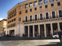 Hub Navona 2 