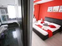Iris Room 