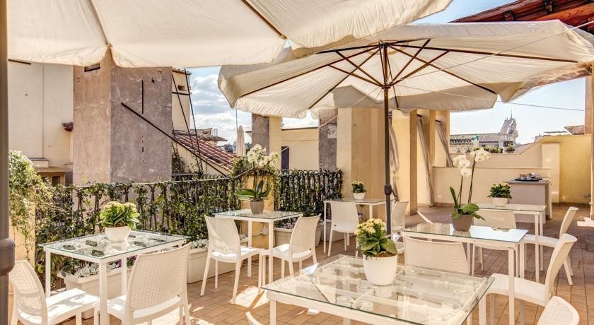La Maison DArt Luxury Suite 