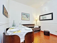 Navona Courtyard Apartment 
