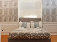 Rhome Suite 