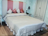 Rhonas Rooms 