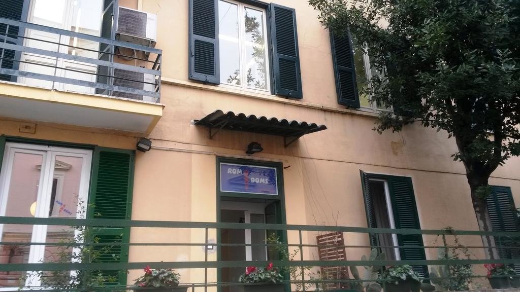 Roma Art Rooms 