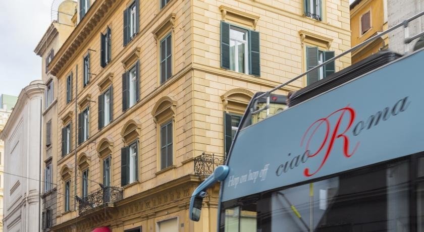 Trevi Luxury Suites 