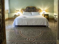 V Rome Suite 