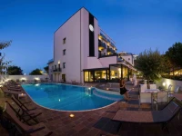 Ferretti Beach Hotel 4*