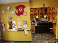 Sunflower City Youth Hotel 