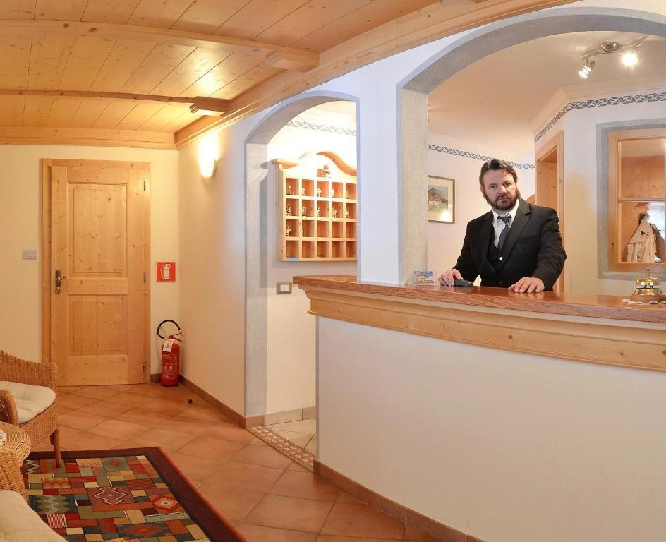 Pensione Travenanzes 