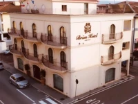 Bram Hotel 