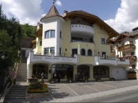 Apartments Belaval 