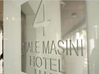 4 Viale Masini  4*
