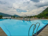 Sarnico Halldis Apartments 