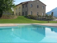 Amico Country House 