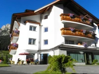 Garni Hotel Mezdi 