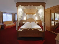 Hotel Ingram 3*