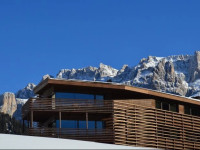 Saleghes Mountain Residence