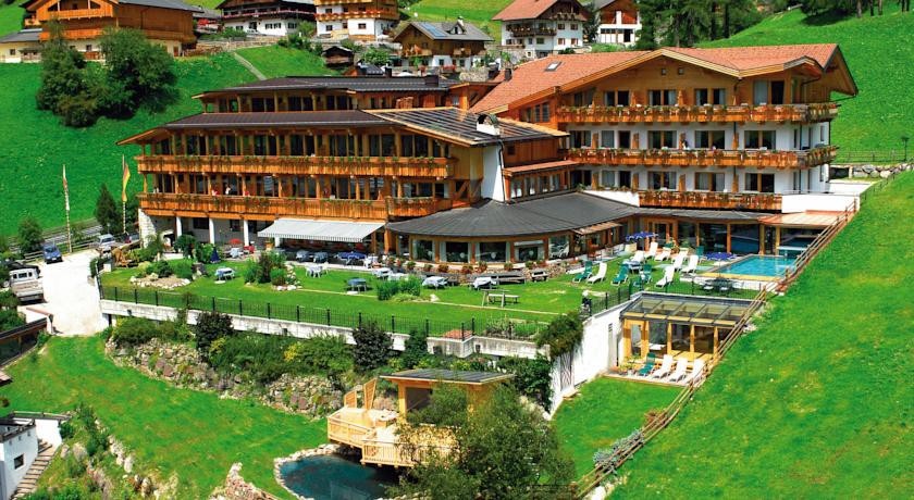 Berghotel - Sexten 