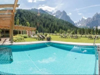 Hotel Dolomitenhof & Chalet Alte Post 
